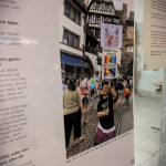 Fei Zheng, Von Asien nach Europa: eine Reise der Selbstfindung, Plakat, Foto: Magdalena Götz